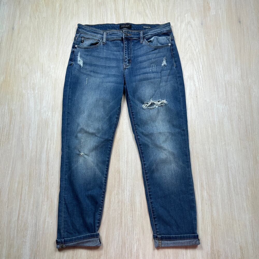 Judy Blue Boyfriend Fit Distressed Stretch Medium Wash Cuffed Denim Jeans 11/30
